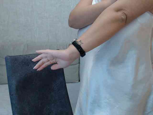 JenniferTheChic webcam