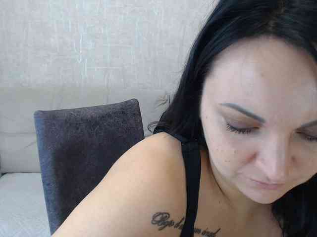 JenniferTheChic webcam