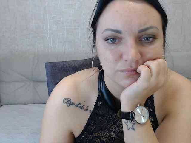 JenniferTheChic webcam