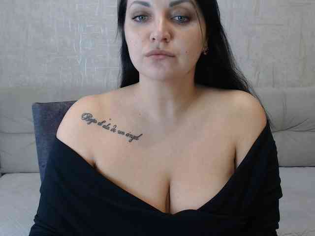 JenniferTheChic webcam