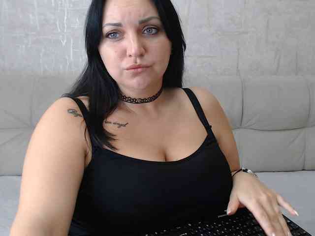 JenniferTheChic webcam