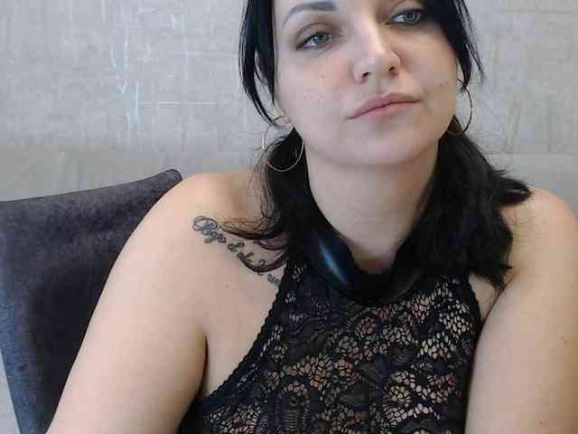 JenniferTheChic webcam