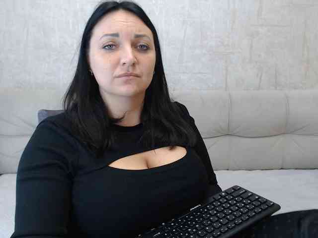 JenniferTheChic webcam