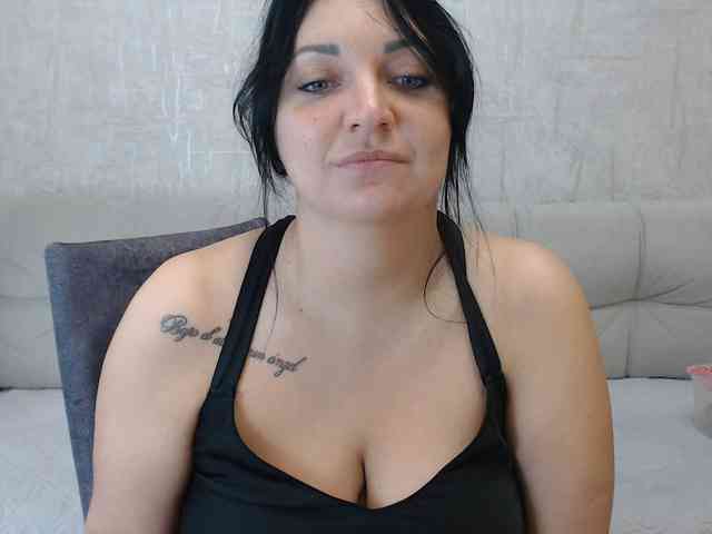 JenniferTheChic webcam