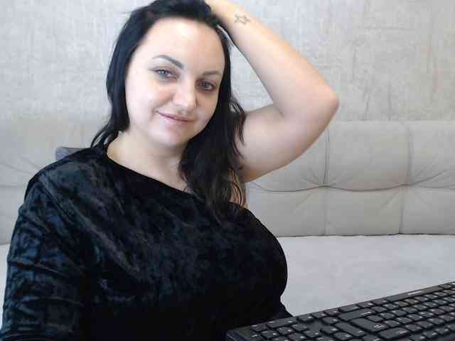 JenniferTheChic webcam