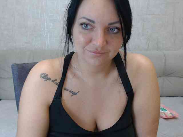 JenniferTheChic webcam