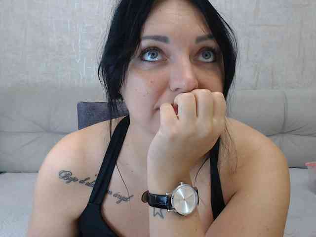 JenniferTheChic webcam