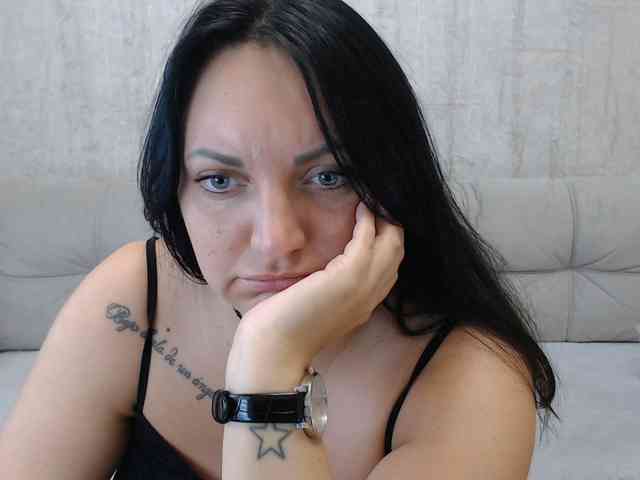 JenniferTheChic webcam