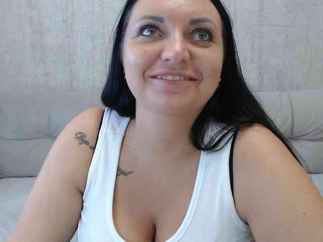 JenniferTheChic webcam