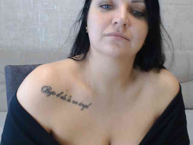 JenniferTheChic webcam