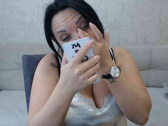 JenniferTheChic webcam