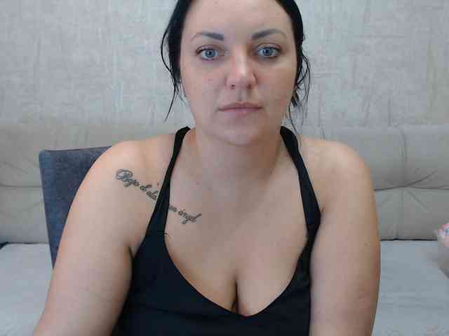 JenniferTheChic webcam