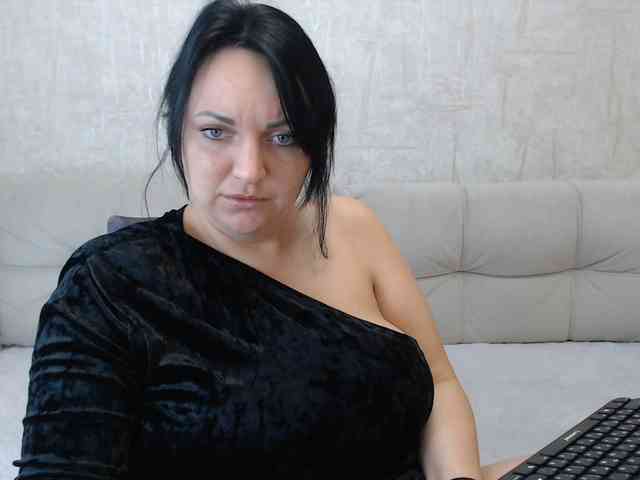 JenniferTheChic webcam