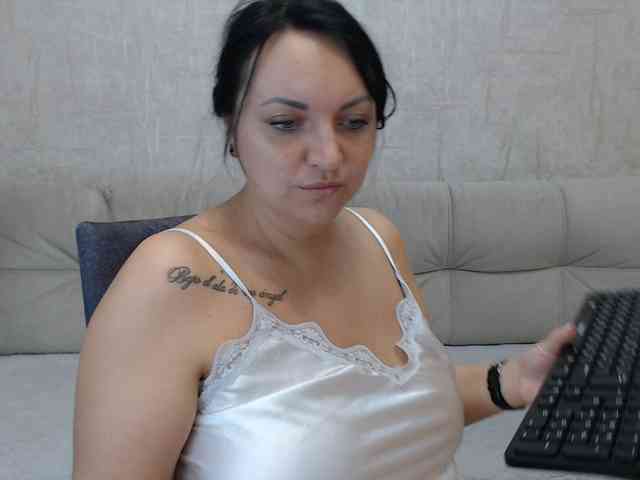 JenniferTheChic webcam