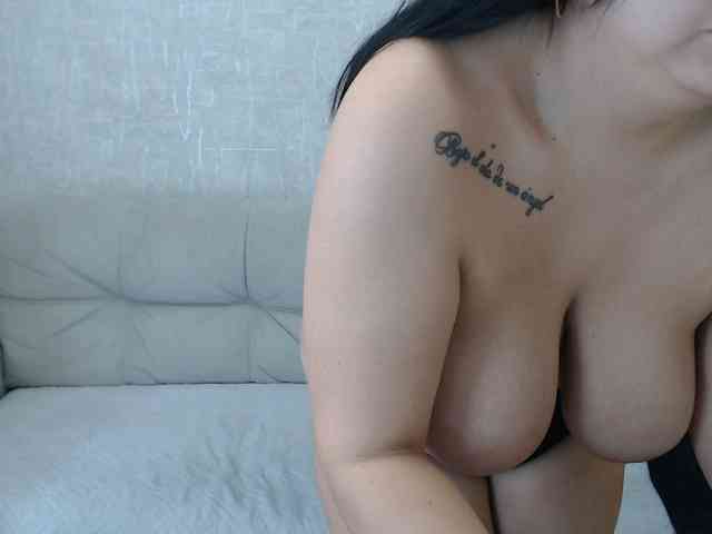 JenniferTheChic webcam