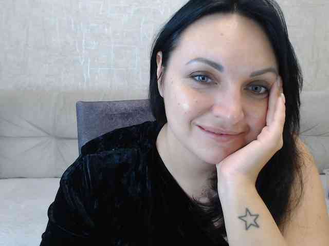 JenniferTheChic webcam