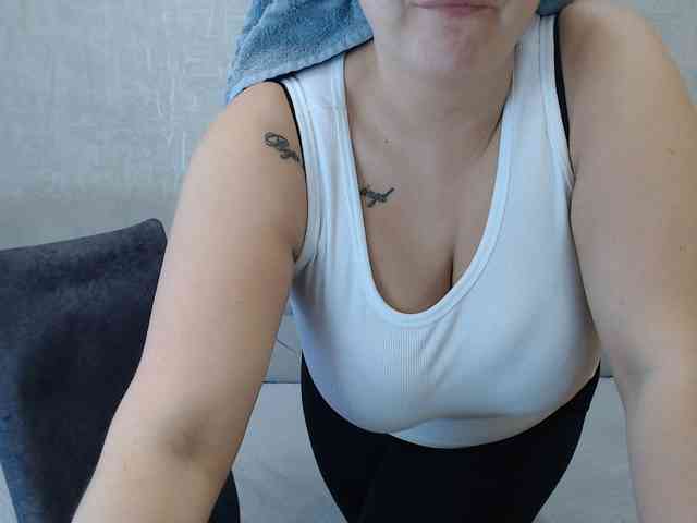 JenniferTheChic webcam