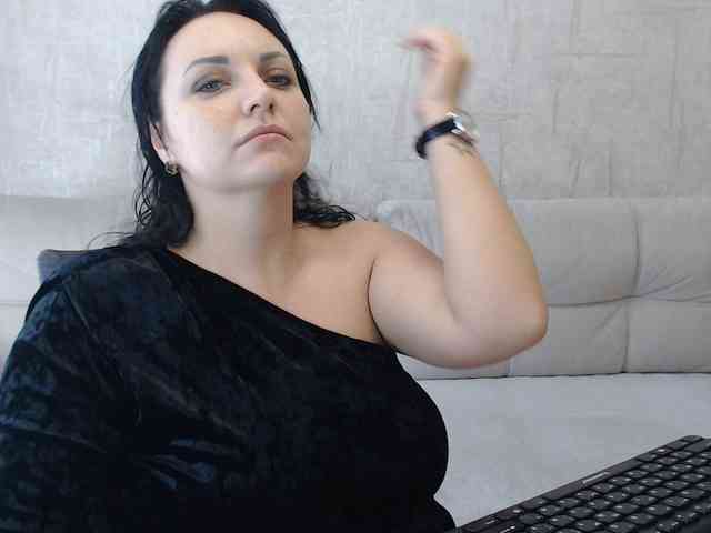 JenniferTheChic webcam