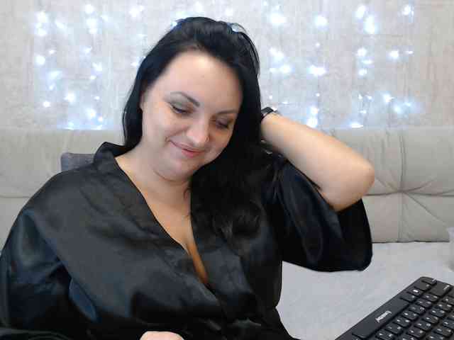 JenniferTheChic webcam