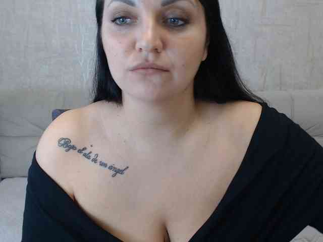 JenniferTheChic webcam