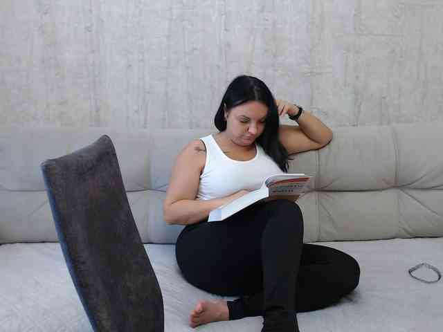 JenniferTheChic webcam