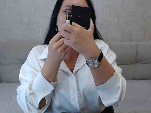 JenniferTheChic webcam