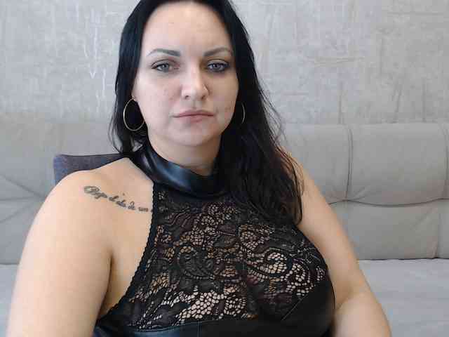 JenniferTheChic webcam