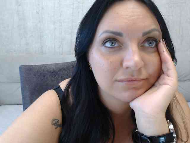 JenniferTheChic webcam