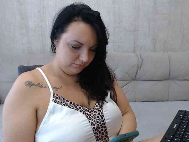 JenniferTheChic webcam