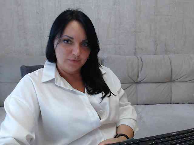 JenniferTheChic webcam