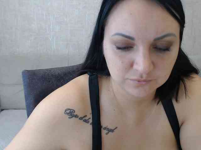 JenniferTheChic webcam