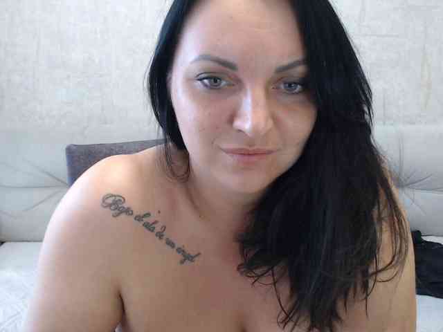 JenniferTheChic webcam
