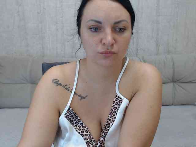 JenniferTheChic webcam