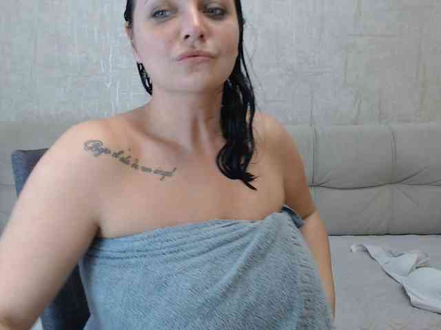 JenniferTheChic webcam