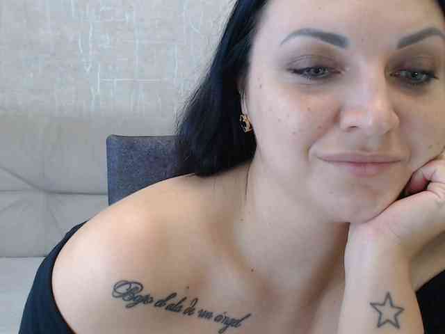 JenniferTheChic webcam