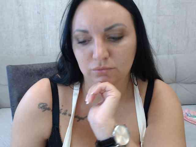 JenniferTheChic webcam