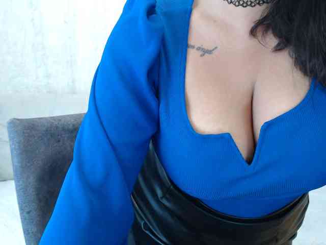 JenniferTheChic webcam