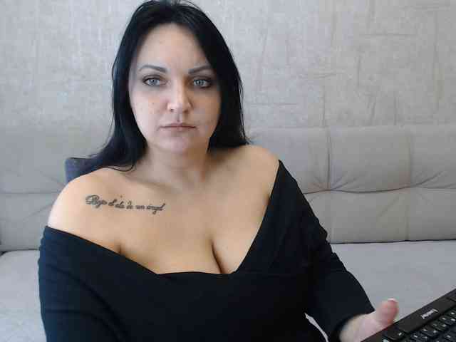 JenniferTheChic webcam