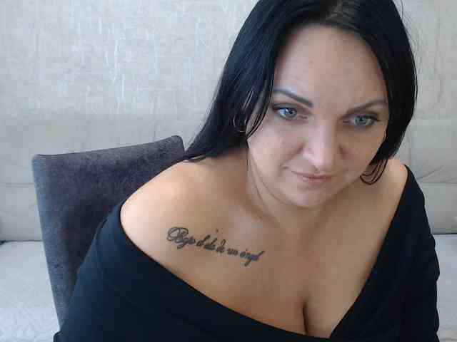 JenniferTheChic webcam