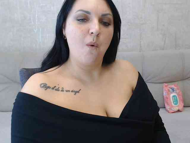 JenniferTheChic webcam