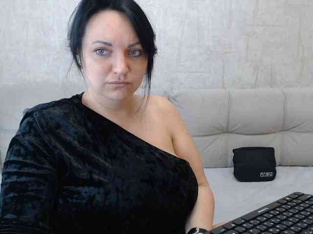JenniferTheChic webcam