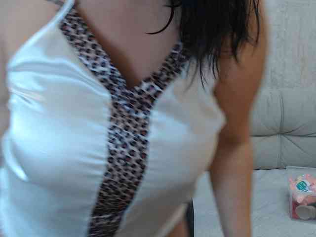 JenniferTheChic webcam
