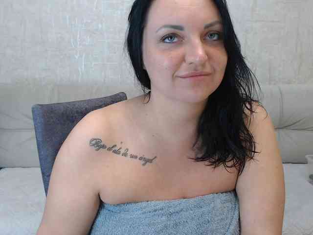 JenniferTheChic webcam