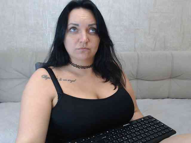 JenniferTheChic webcam