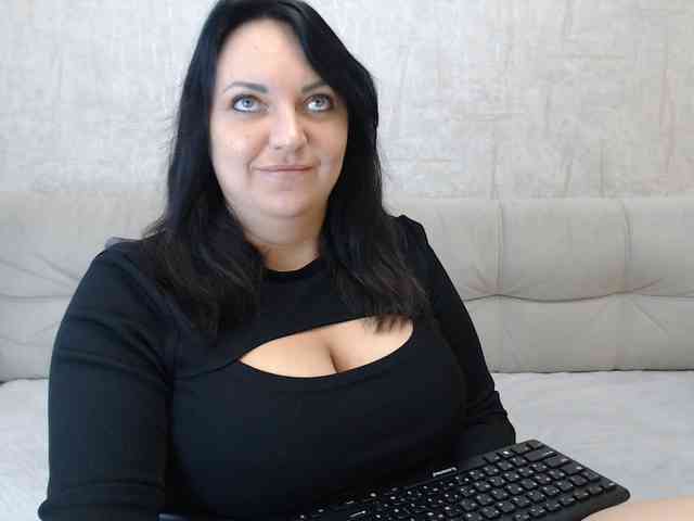 JenniferTheChic webcam