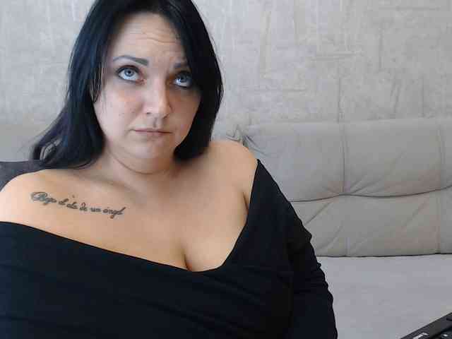 JenniferTheChic webcam