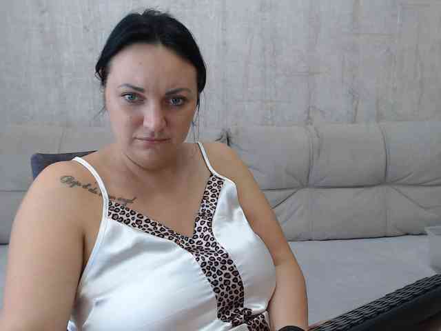 JenniferTheChic webcam