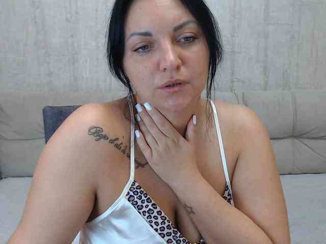 JenniferTheChic webcam