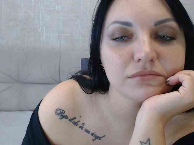 JenniferTheChic webcam