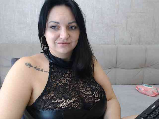 JenniferTheChic webcam